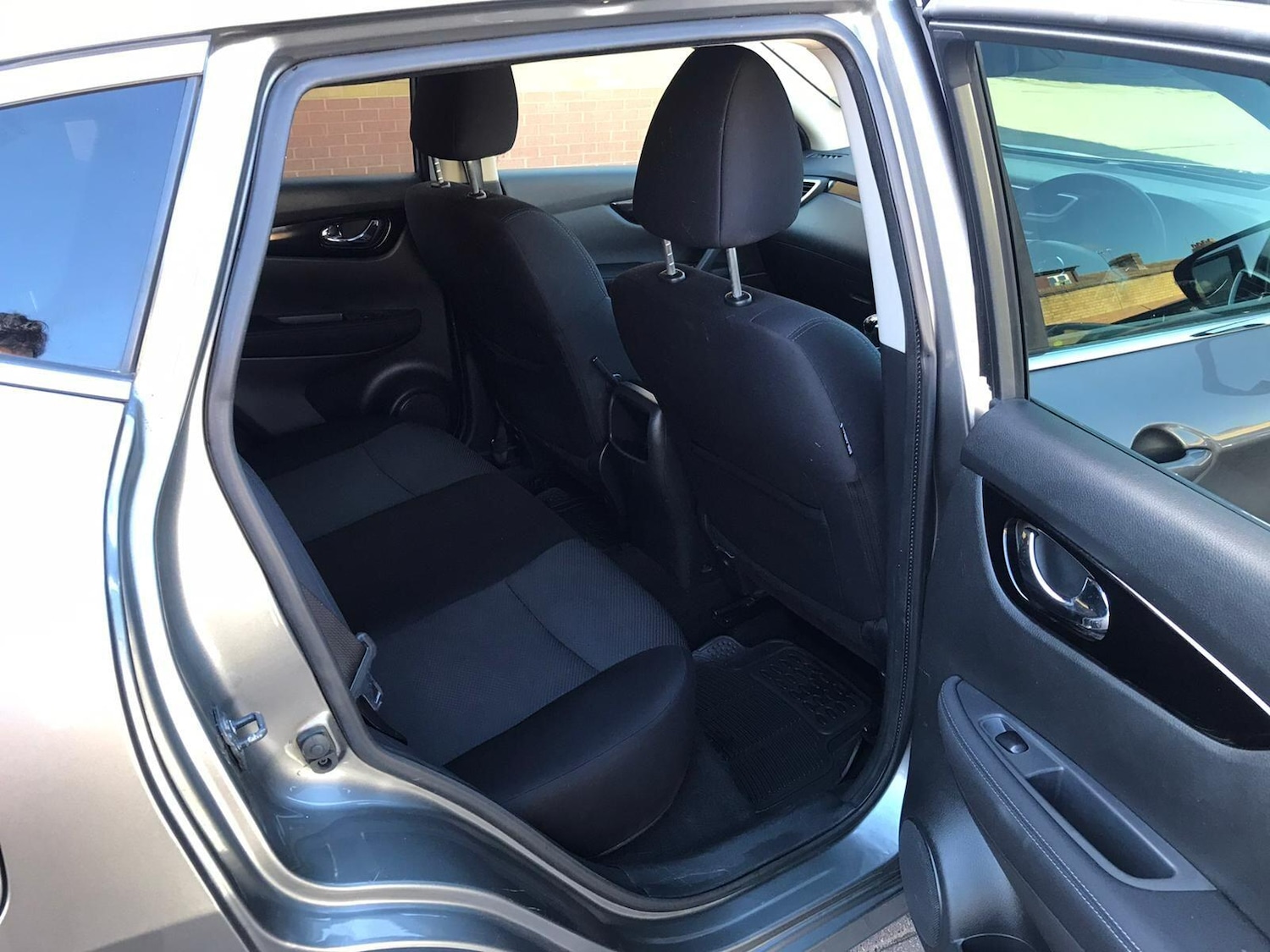 Used Nissan Qashqai 2016 for sale - 77939923: Photo 12