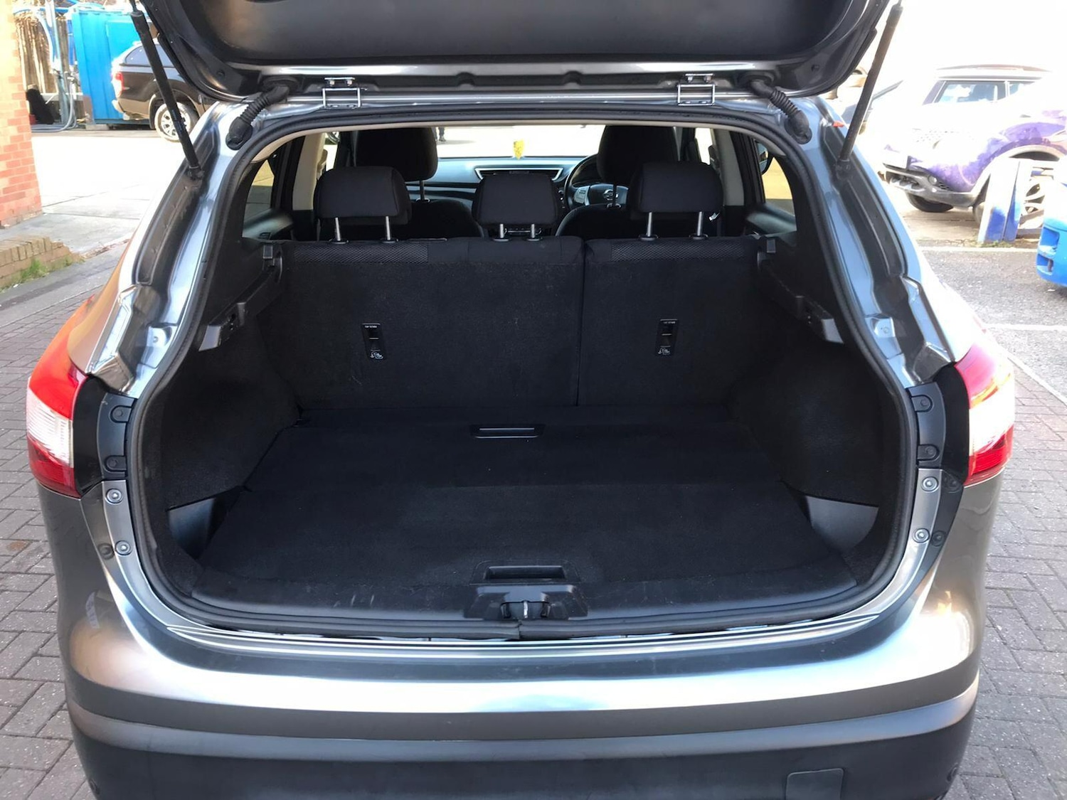 Used Nissan Qashqai 2016 for sale - 77939923: Photo 14