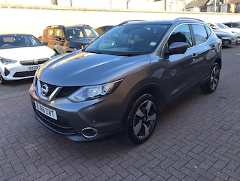Used Nissan Qashqai 2016 for sale - 77939923: Photo
