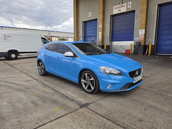 Used Volvo V40 2013 for sale - 79349173: Photo