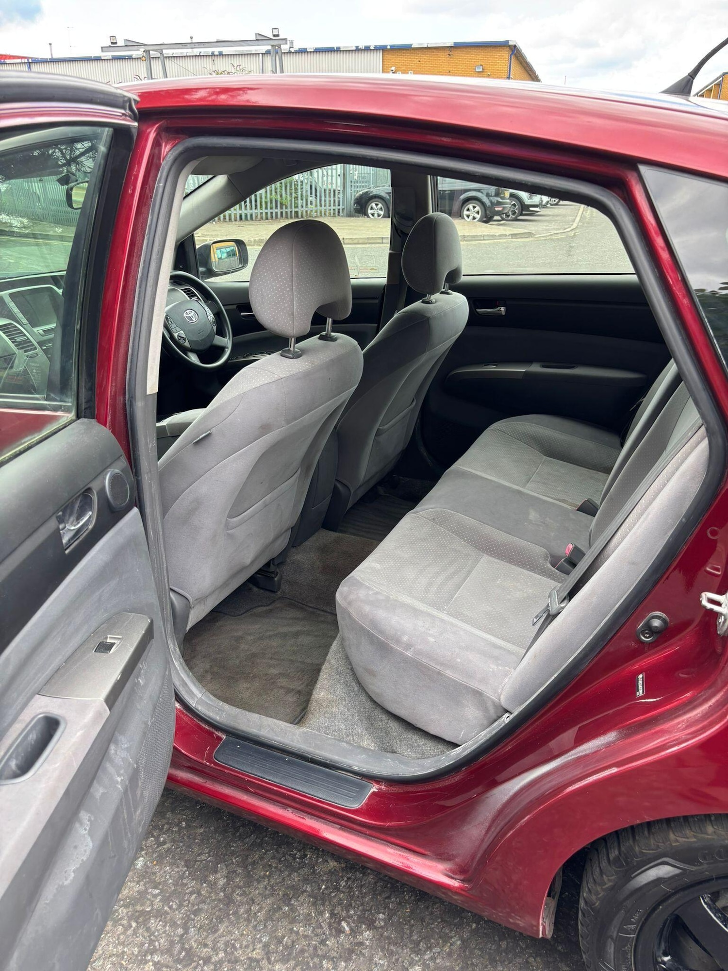 Used Toyota Prius 2005 for sale - 77030993: Photo 8