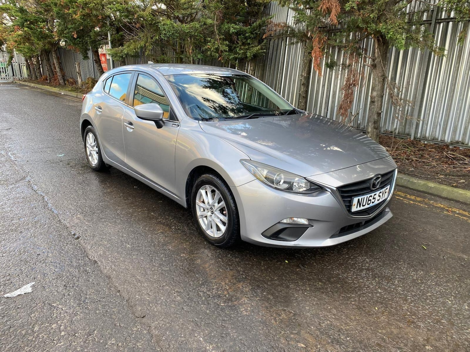 Used Mazda Mazda3 2015 for sale - 77030984: Photo 2