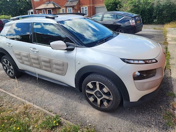 Used Citroen C4 Cactus 2015 for sale - 79116453: Photo