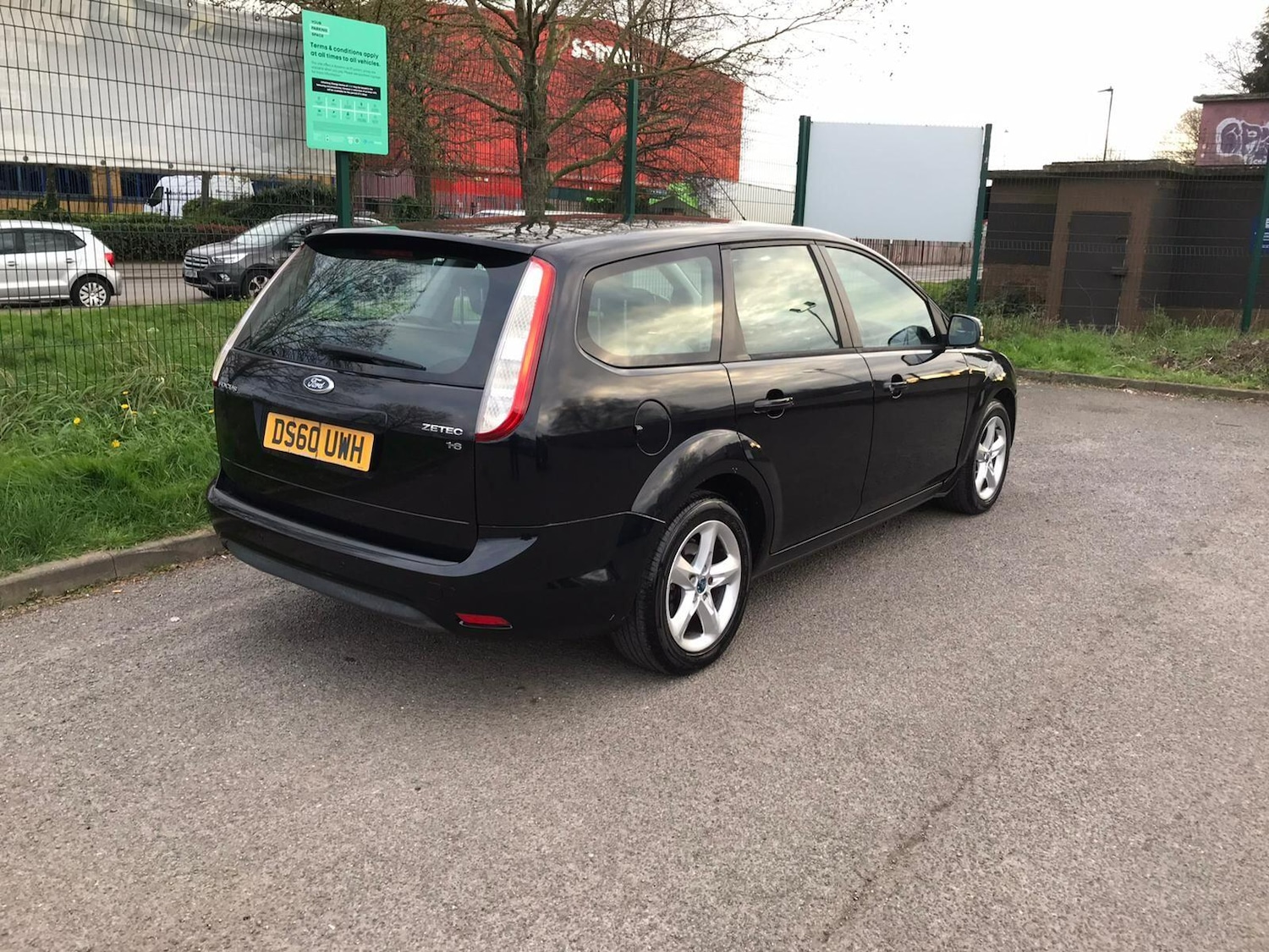 Used Ford Focus 2010 for sale - 78034163: Photo 8