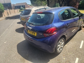 Used Peugeot 208 2017 for sale - 79169733: Photo