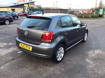 Used Volkswagen Polo 2013 for sale - 77440318: Photo