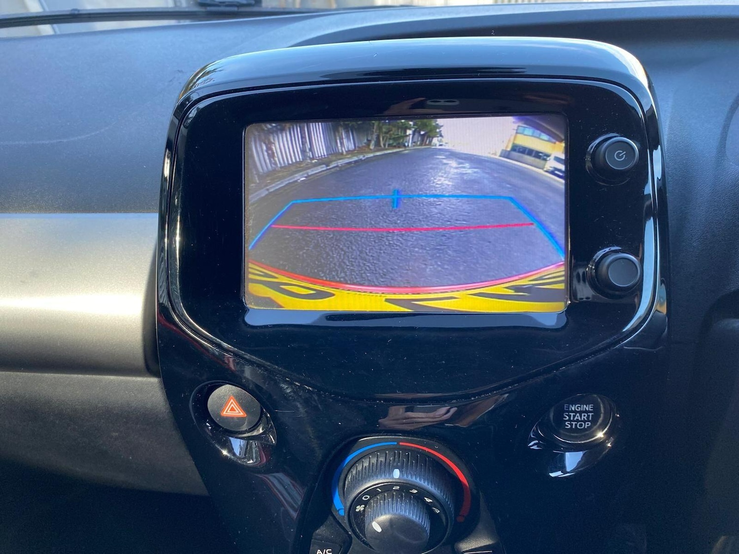 Used Peugeot 108 2017 for sale - 77030987: Photo 11