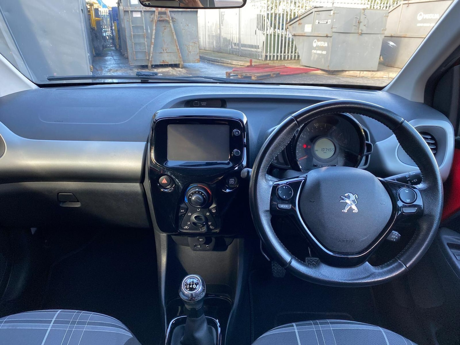 Used Peugeot 108 2017 for sale - 77030987: Photo 6