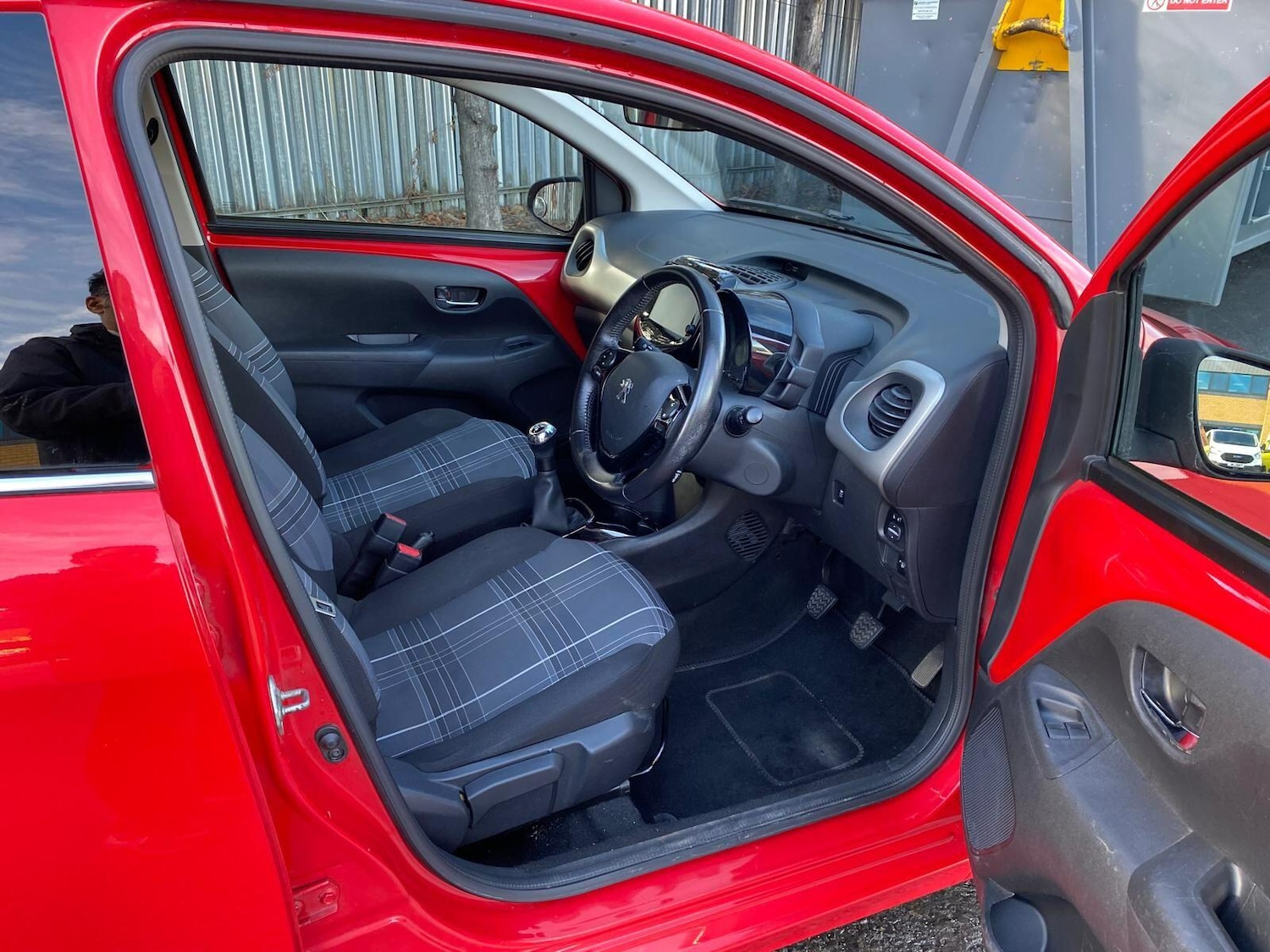 Used Peugeot 108 2017 for sale - 77030987: Photo 7