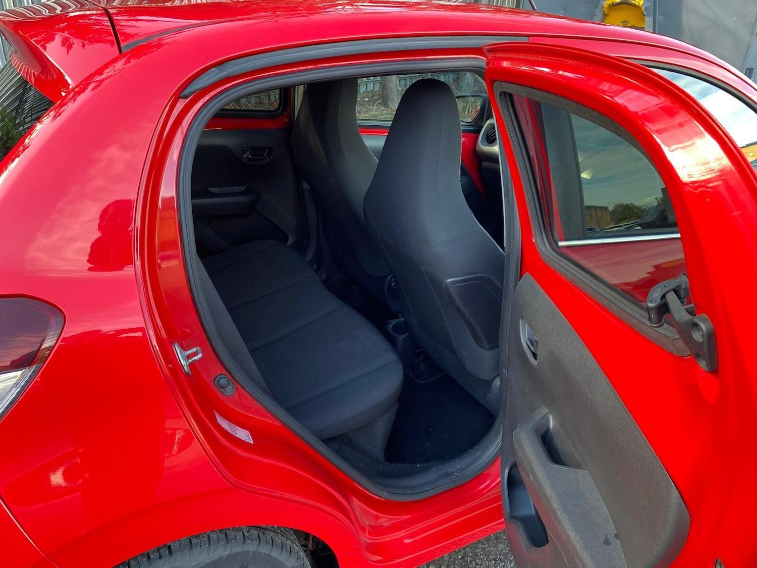 Used Peugeot 108 2017 for sale - 77030987: Photo 9