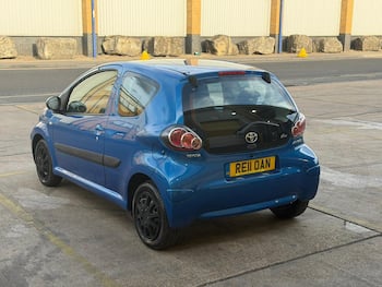 Used Toyota AYGO 2011 for sale - 79396486: Photo