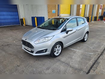 Used Ford Fiesta 2015 for sale - 79687988: Photo