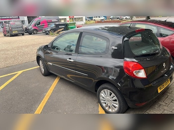 Used Renault Clio 2011 for sale - 79116924: Photo