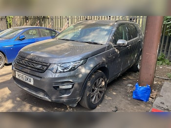 Used Land Rover Discovery Sport 2016 for sale - 79224750: Photo