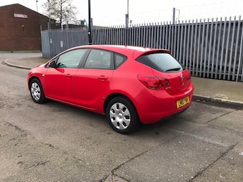 Used Vauxhall Astra 2010 for sale - 77586340: Photo