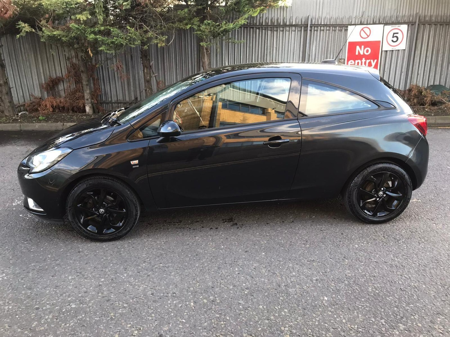 Used Vauxhall Corsa 2015 for sale - 77657708: Photo 6