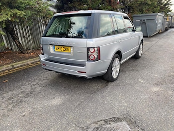 Used Land Rover Range Rover 2010 for sale - 79116399: Photo