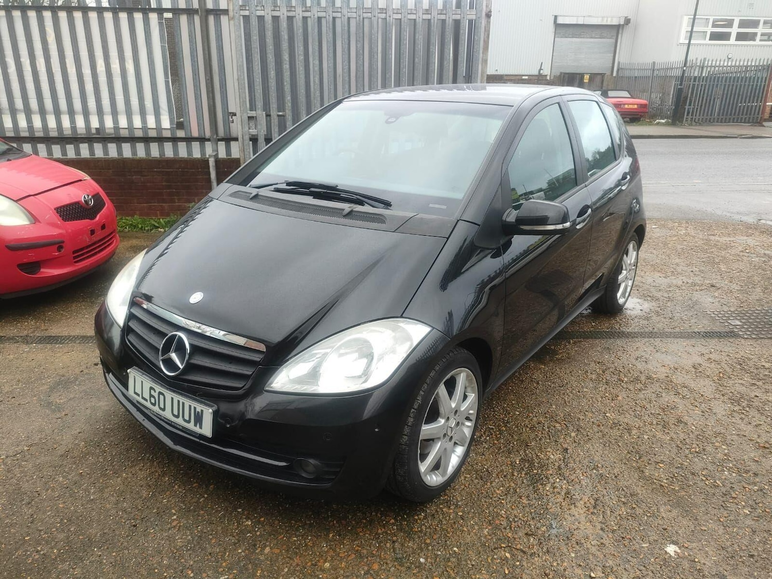 Used Mercedes-Benz A-Class 2011 for sale - 77291728: Photo 2