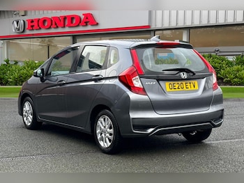 Used Honda Jazz 2020 for sale - 77703367: Photo