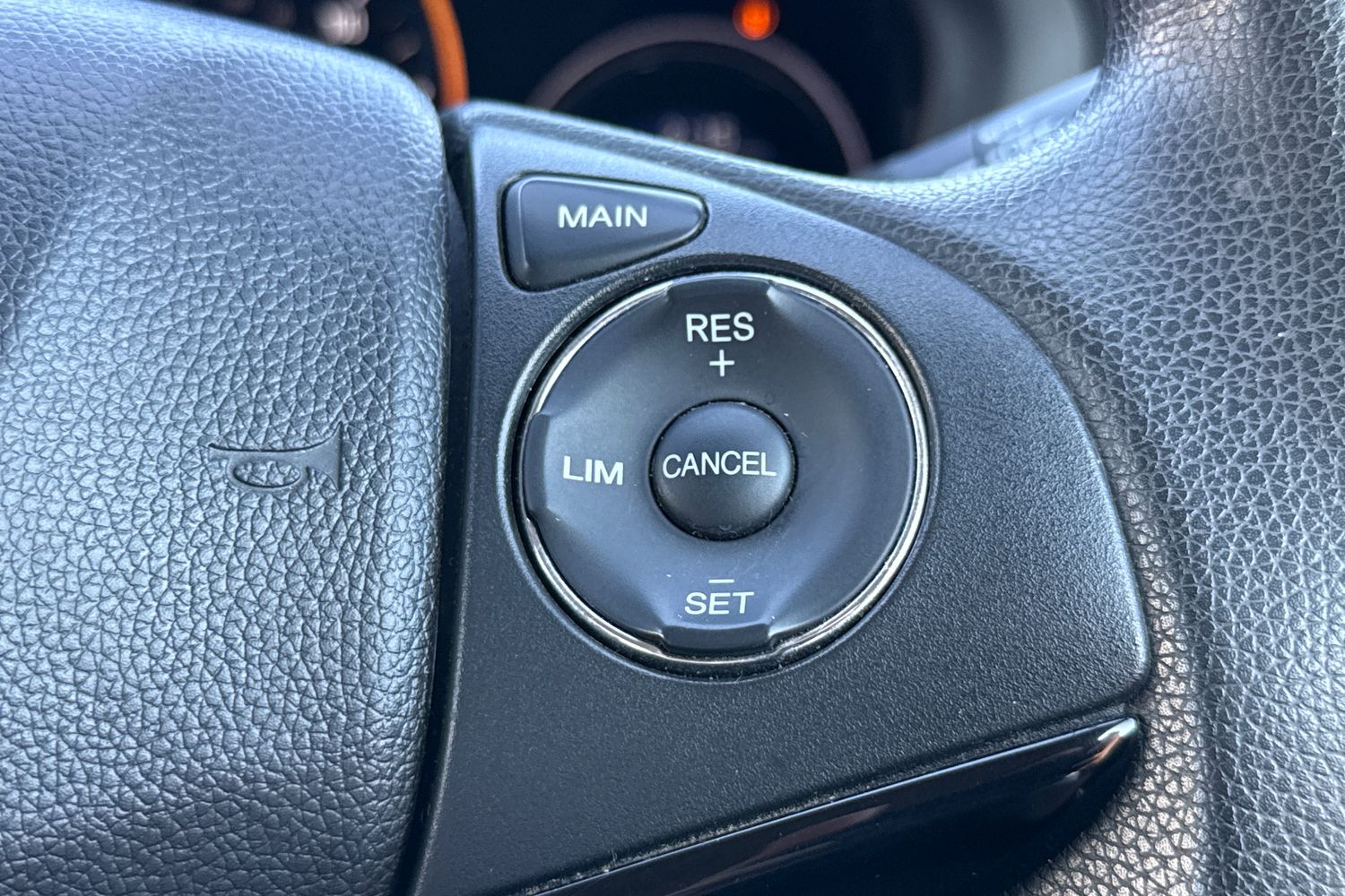 Used Honda HR-V 2017 for sale - 77758421: Photo 38