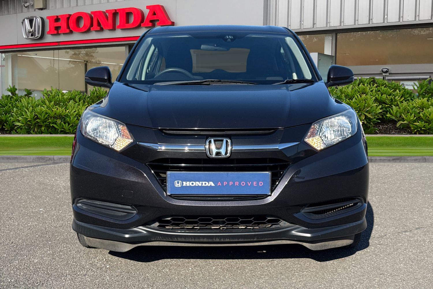 Used Honda HR-V 2017 for sale - 77758421: Photo 4