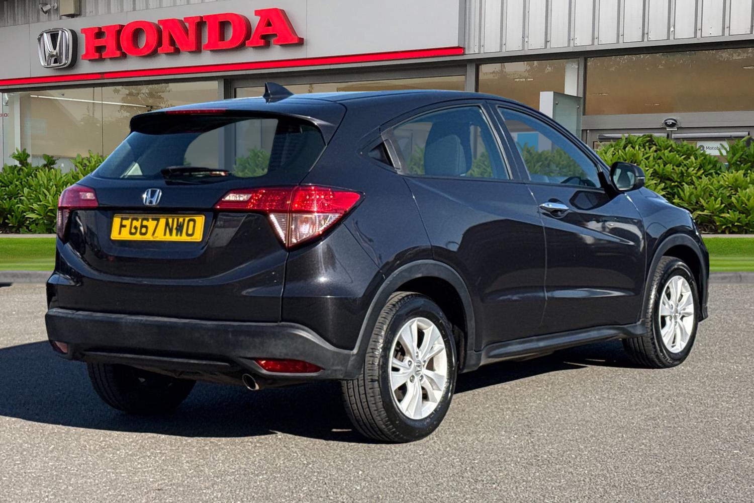 Used Honda HR-V 2017 for sale - 77758421: Photo 8
