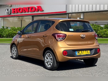 Used Hyundai i10 2017 for sale - 78852160: Photo