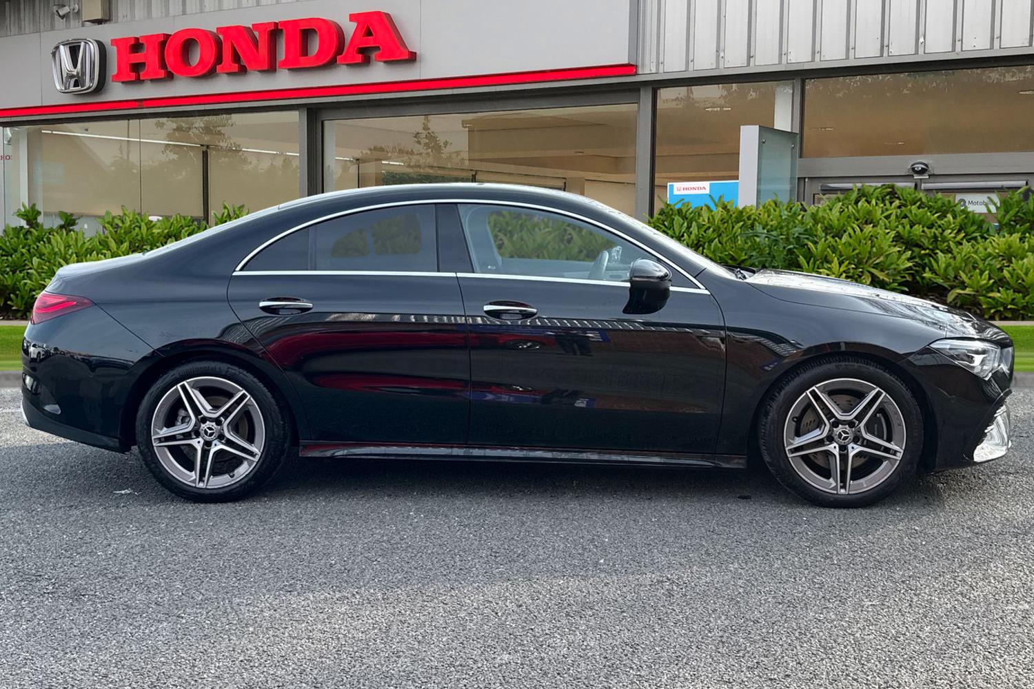 Used Mercedes-Benz CLA 2025 for sale - 77963336: Photo 3