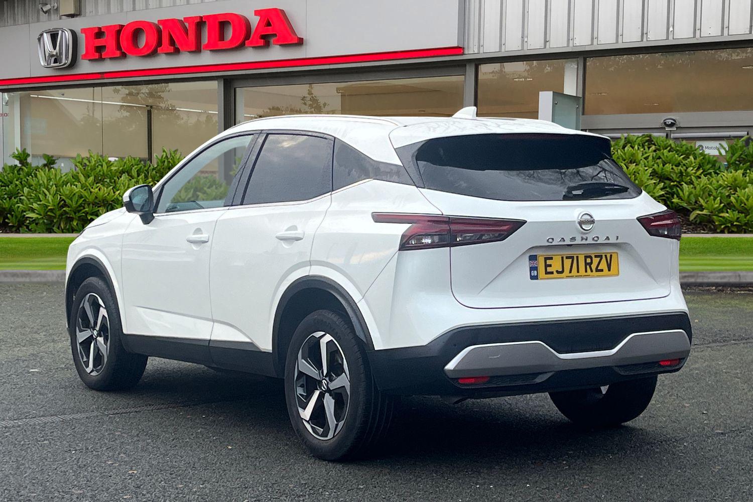 Used Nissan Qashqai 2021 for sale - 77026500: Photo 2