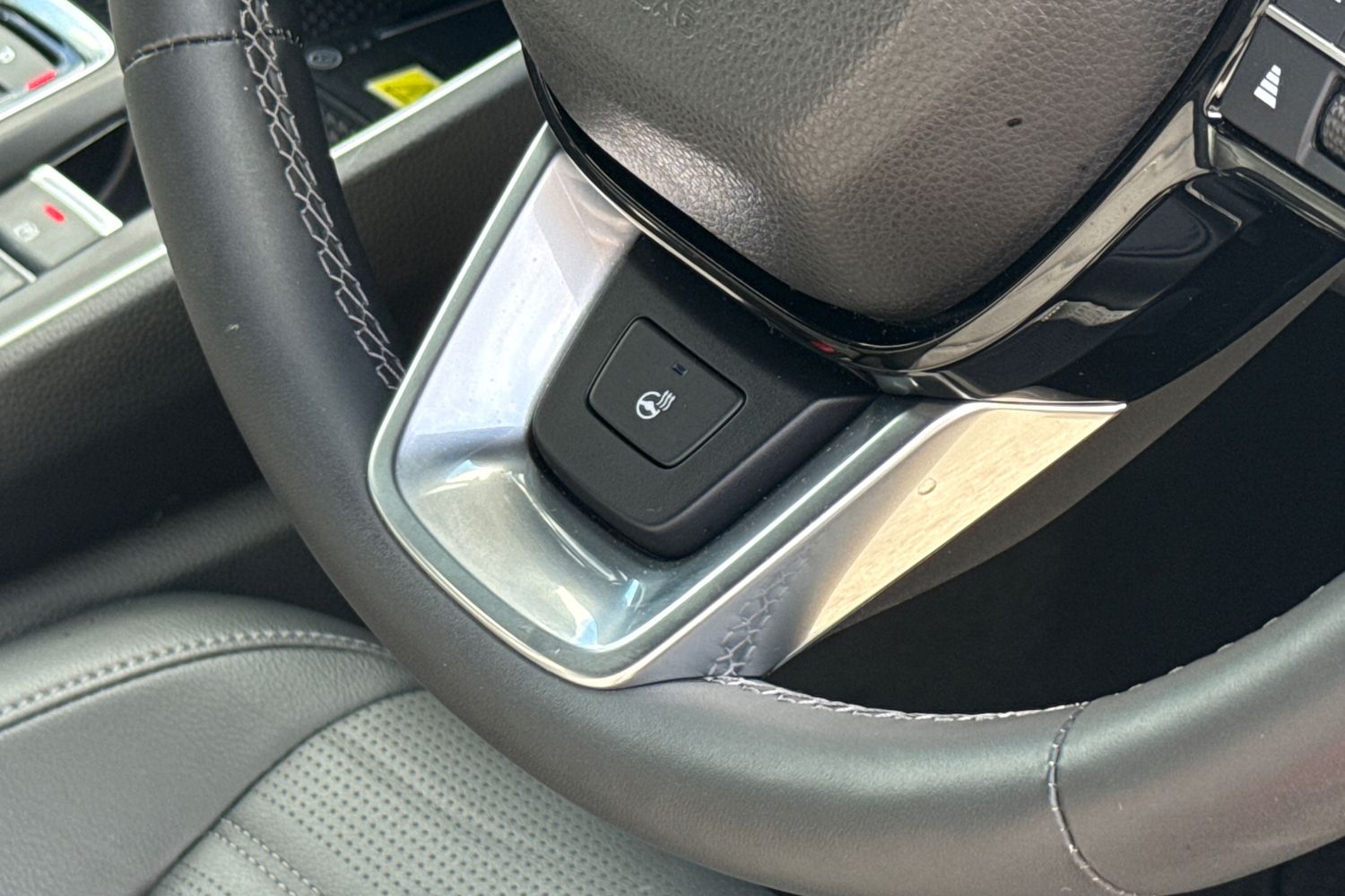 Used Honda CR-V 2024 for sale - 76334385: Photo 35