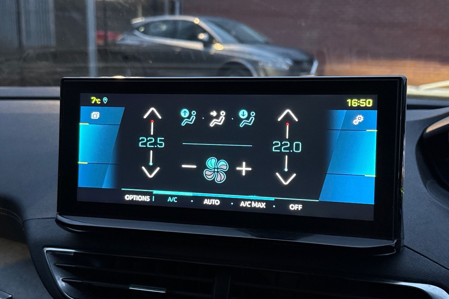 Used Peugeot 3008 2023 for sale - 77407601: Photo 21