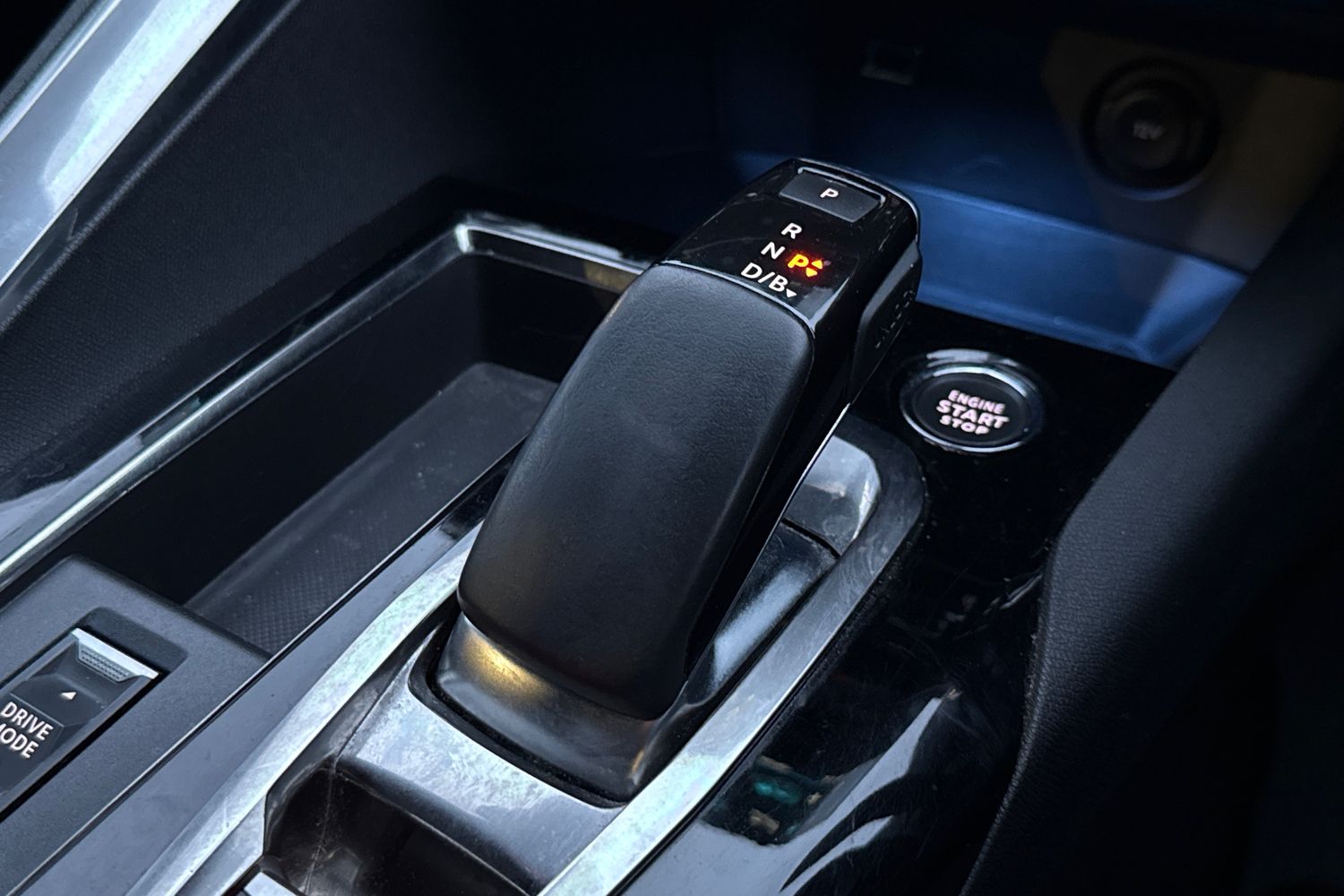 Used Peugeot 3008 2023 for sale - 77407601: Photo 22