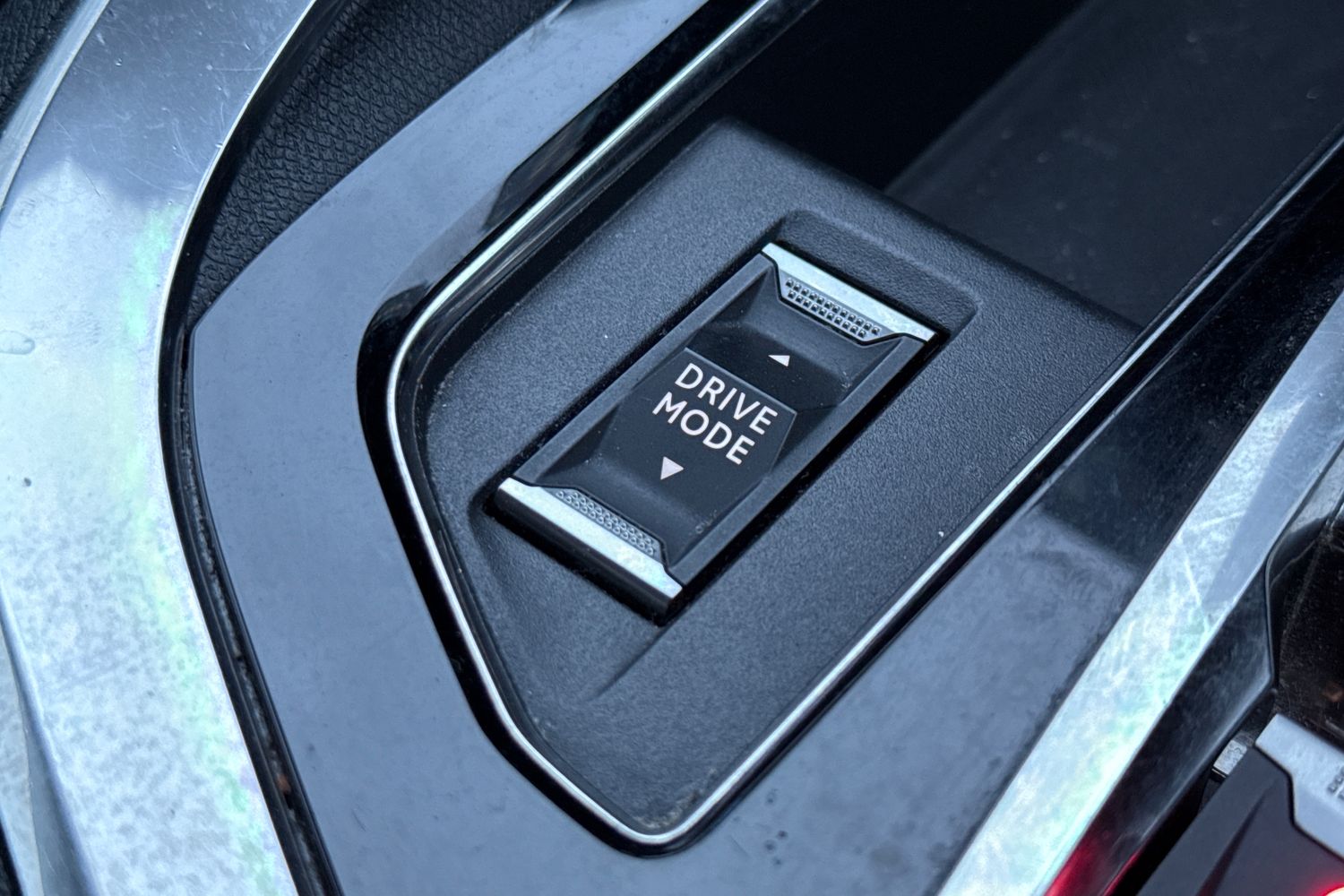 Used Peugeot 3008 2023 for sale - 77407601: Photo 42