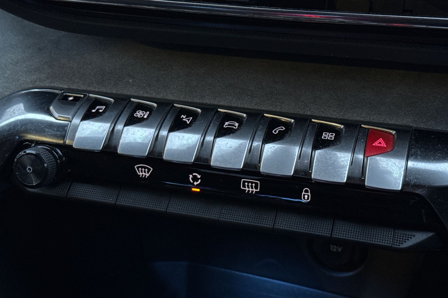 Used Peugeot 3008 2023 for sale - 77407601: Photo 43