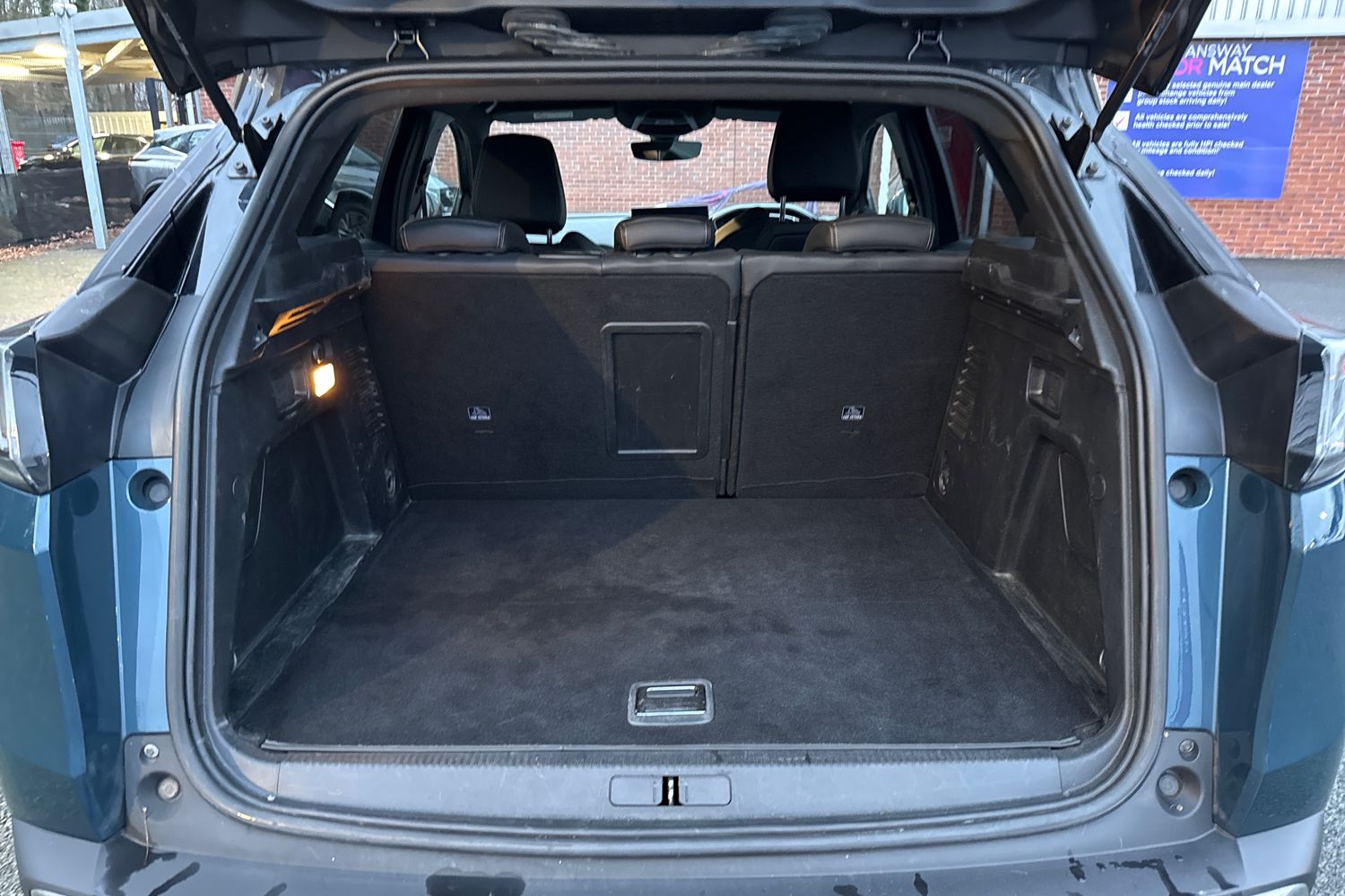 Used Peugeot 3008 2023 for sale - 77407601: Photo 9