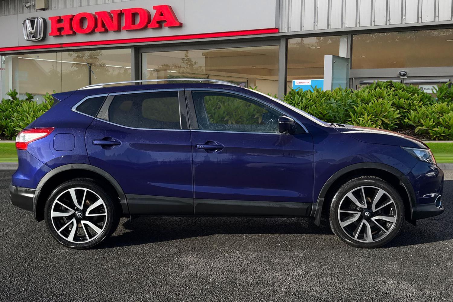Used Nissan Qashqai 2016 for sale - 77368329: Photo 5