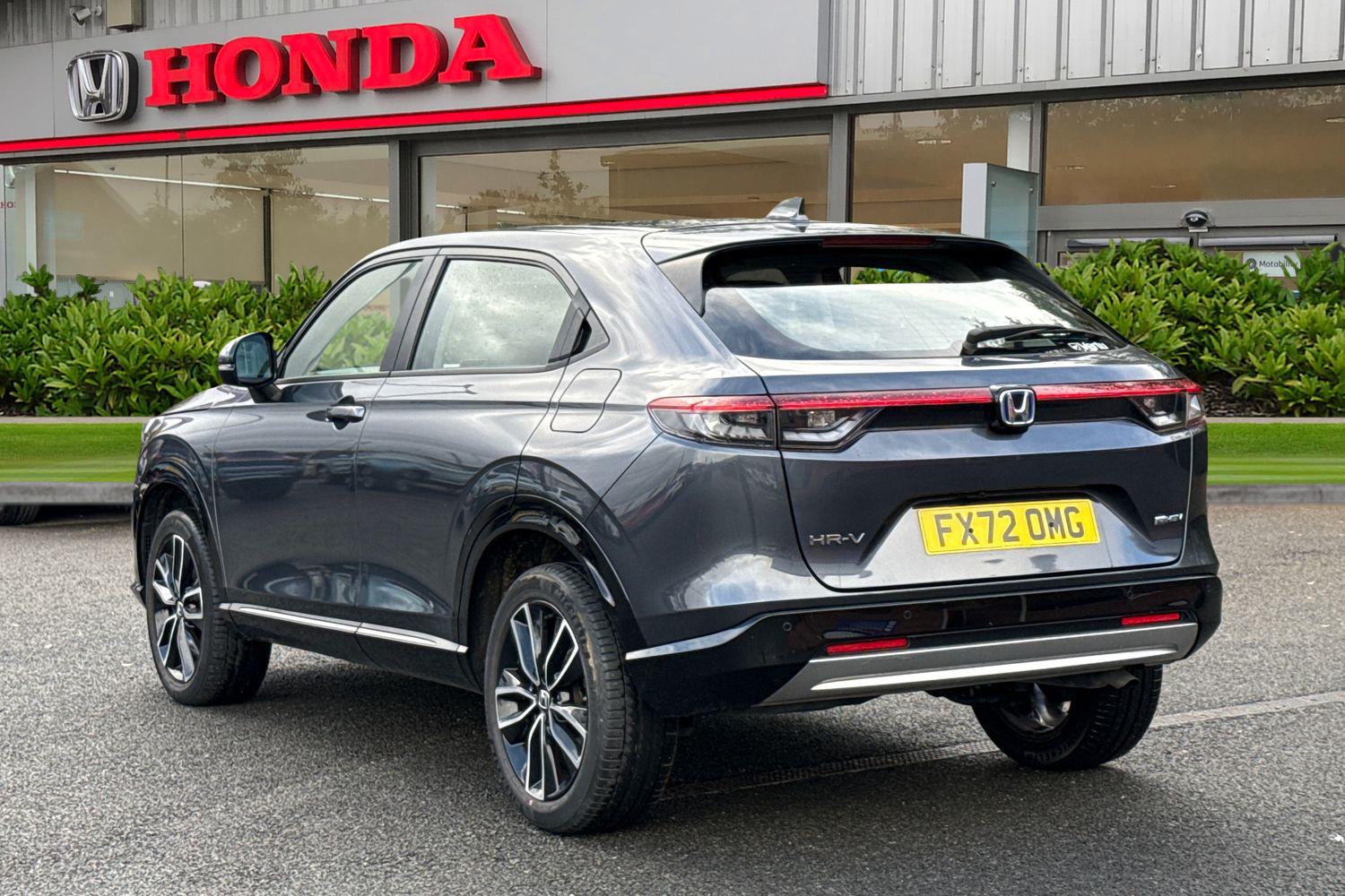 Used Honda HR-V 2022 for sale - 76368683: Photo 2