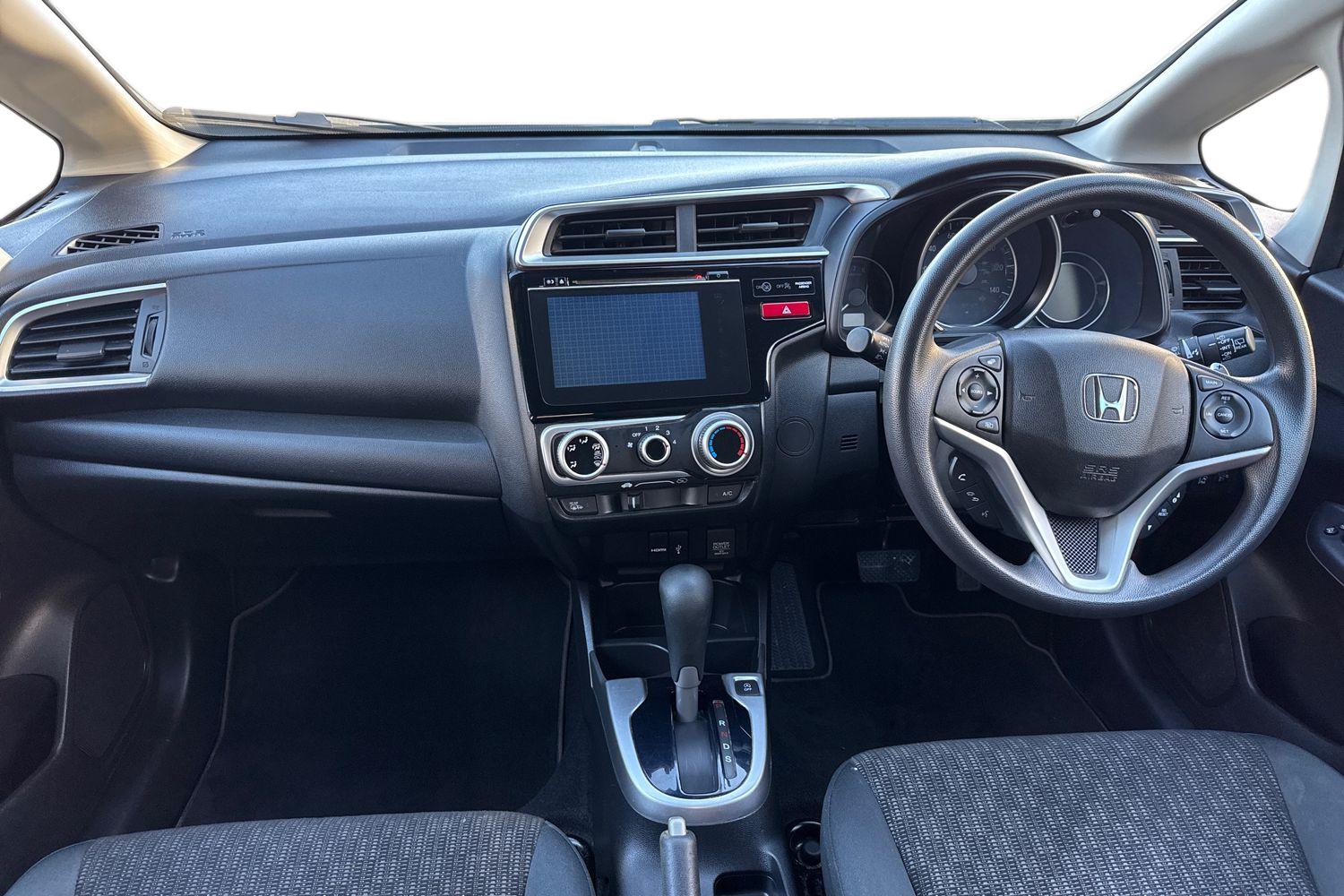 Used Honda Jazz 2016 for sale - 77135368: Photo 4