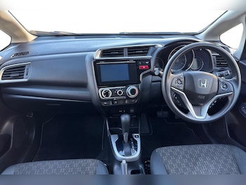 Used Honda Jazz 2016 for sale - 77135368: Photo