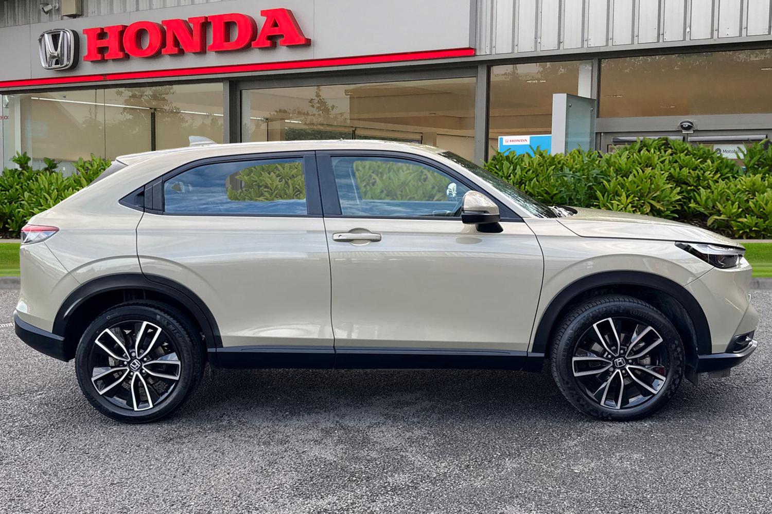 Used Honda HR-V 2022 for sale - 76391025: Photo 3