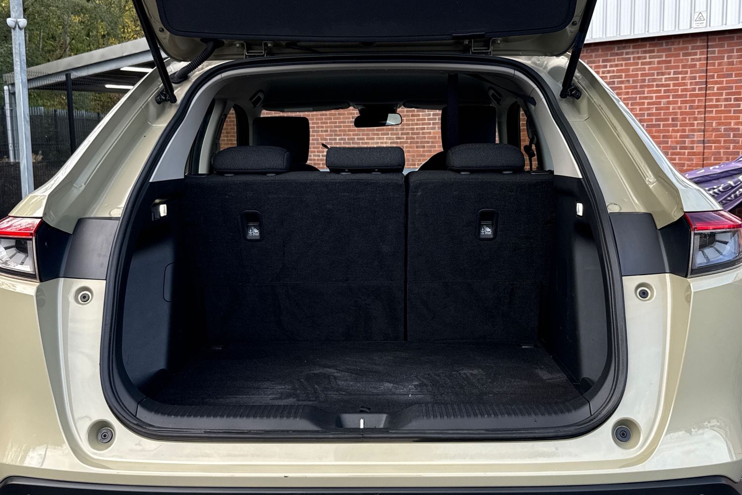 Used Honda HR-V 2022 for sale - 76391025: Photo 9