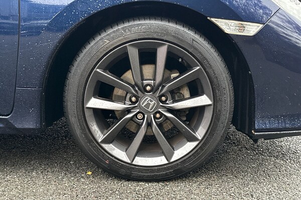 Used Honda Civic 2021 for sale - 76164651: Photo 11