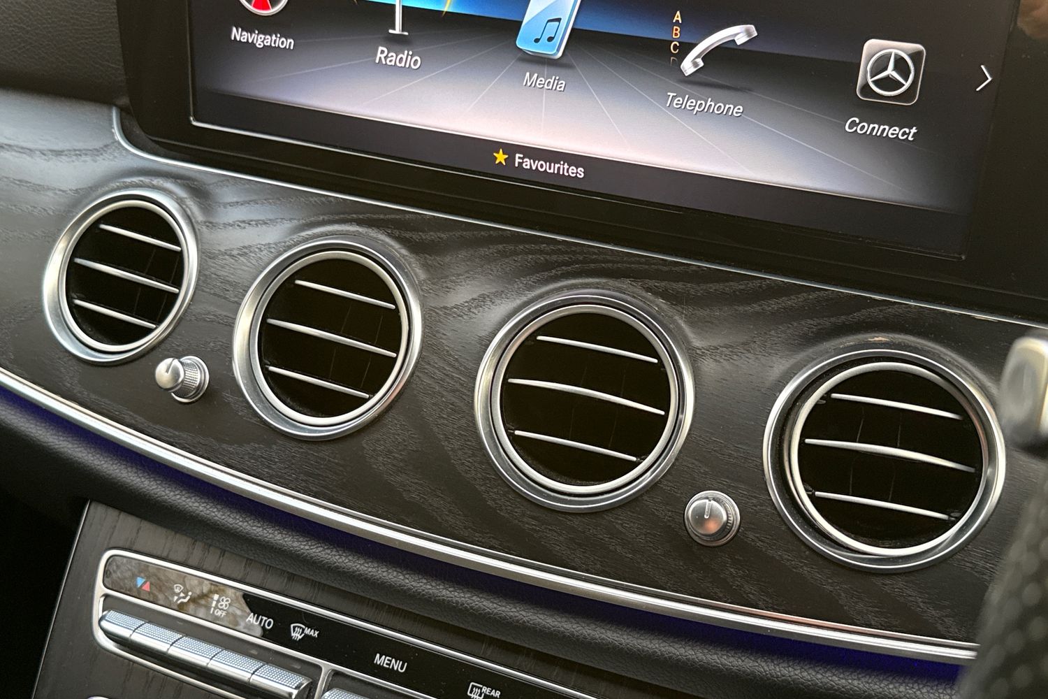 Used Mercedes-Benz E Class 2018 for sale - 77006855: Photo 44