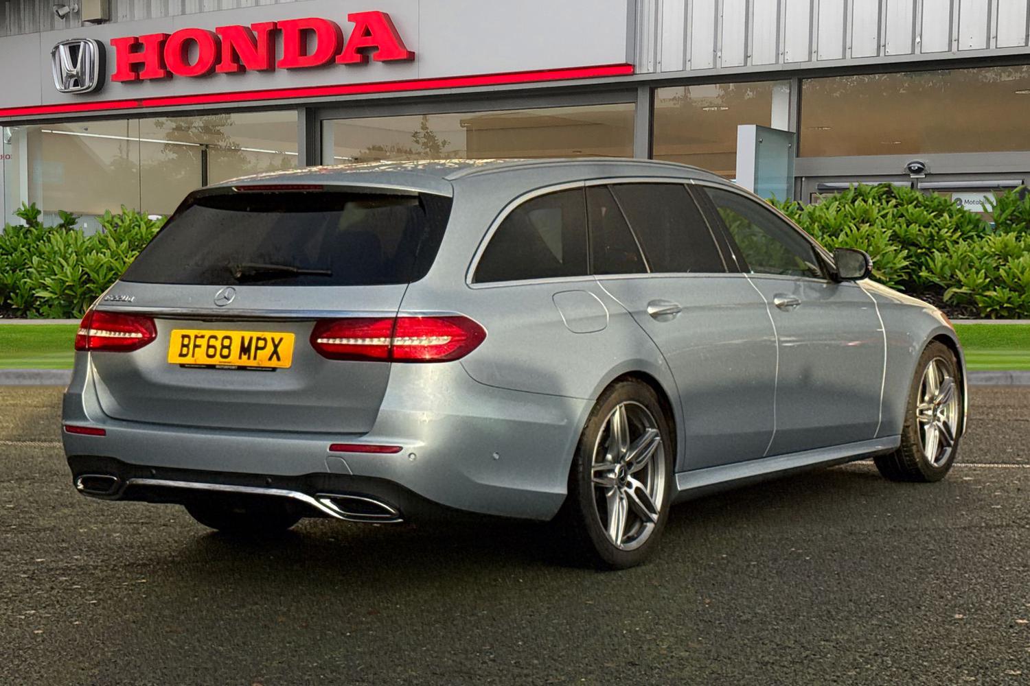 Used Mercedes-Benz E Class 2018 for sale - 77006855: Photo 8