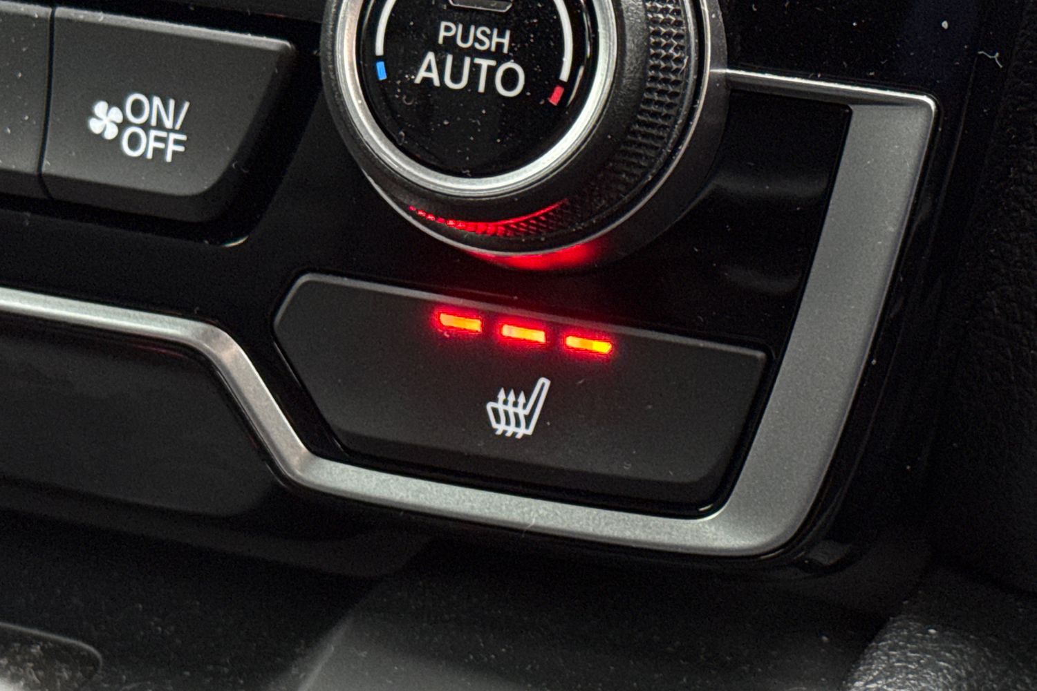 Used Honda CR-V 2022 for sale - 77680178: Photo 42