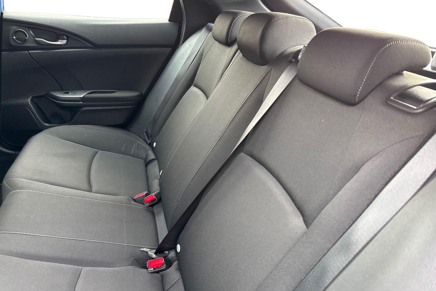 Used Honda Civic 2017 for sale - 77764523: Photo 17