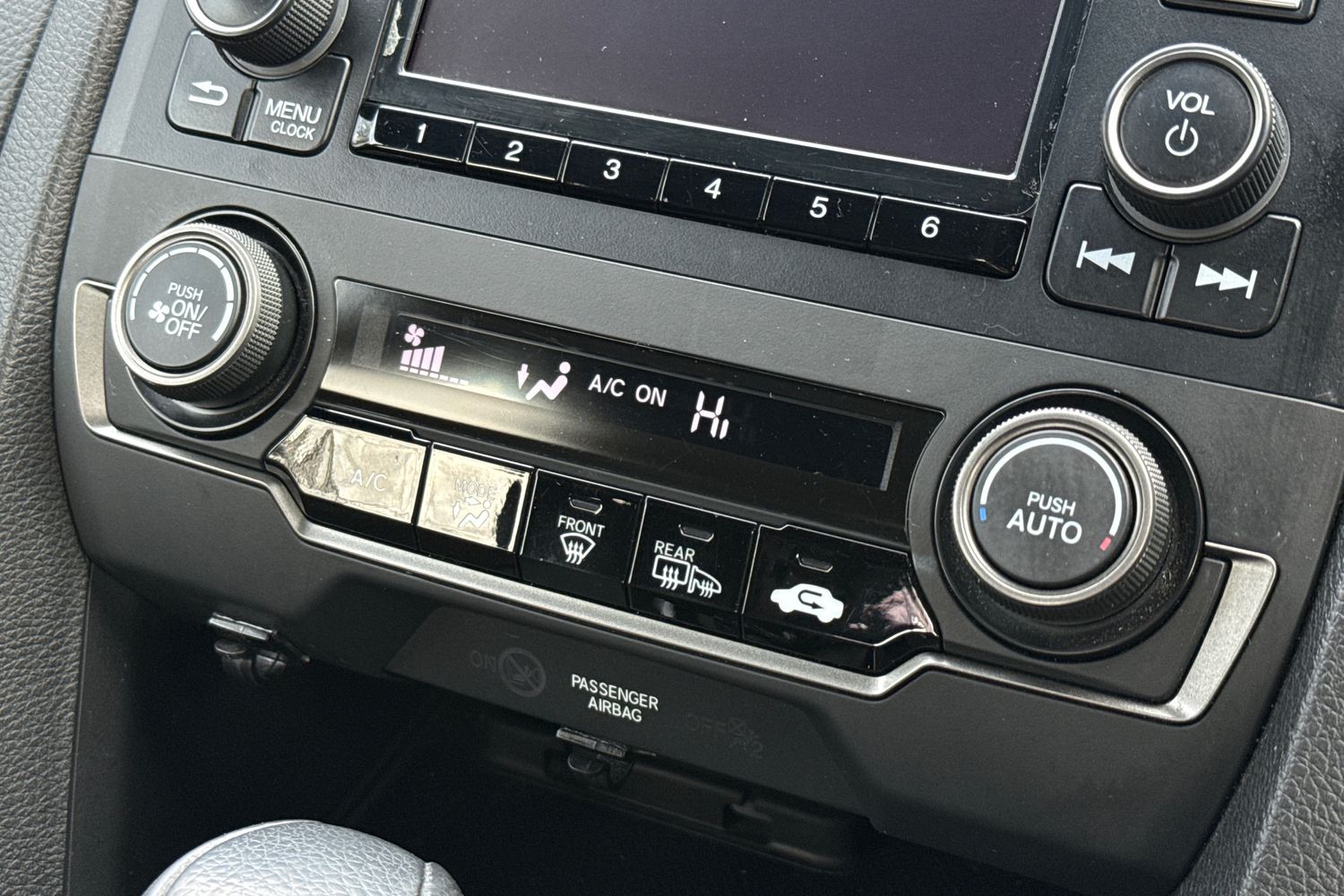 Used Honda Civic 2017 for sale - 77764523: Photo 20