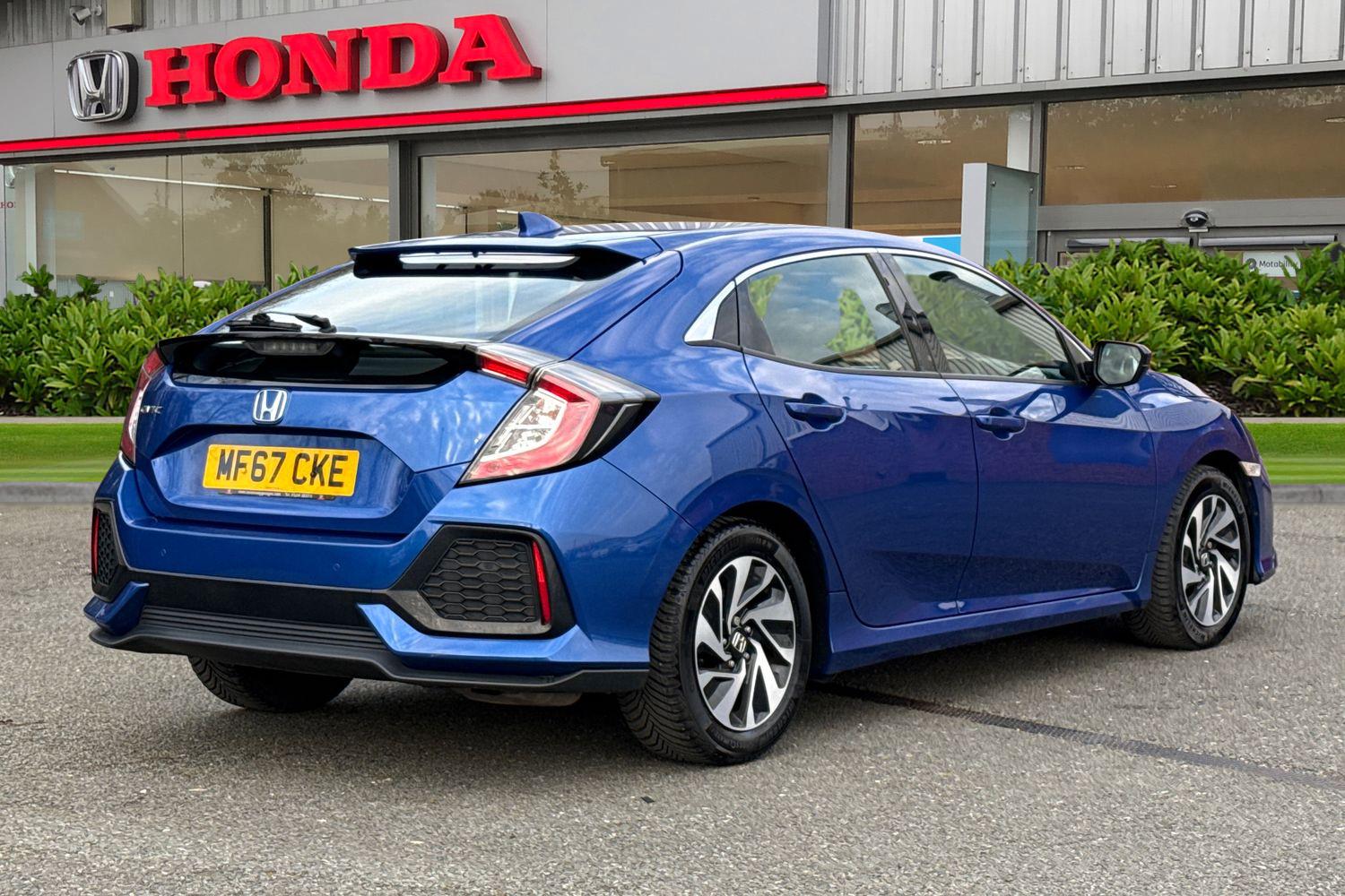 Used Honda Civic 2017 for sale - 77764523: Photo 7