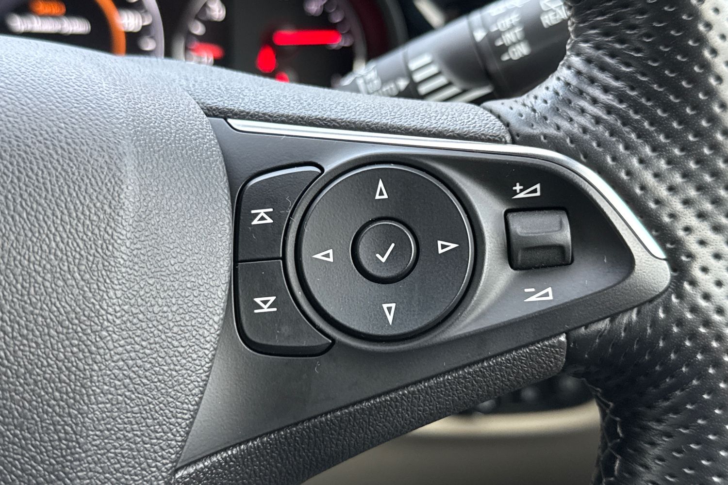 Used Vauxhall Insignia 2018 for sale - 77535468: Photo 36