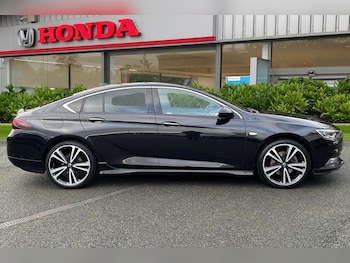 Used Vauxhall Insignia 2018 for sale - 77535468: Photo